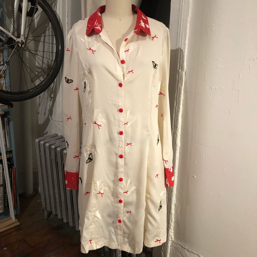 Nishe Butterfly 🦋 Embroidered Silky Shirt Dress❤️